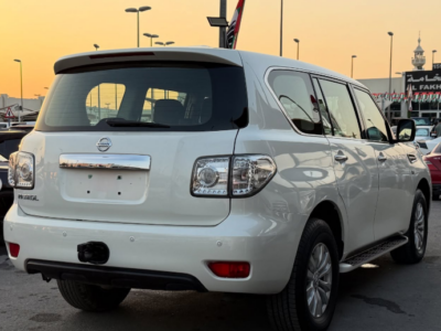 2019 Nissan Patrol SE 4.0 Liters V6 Petrol Engine White Grey SUV GCC Specs Automatic