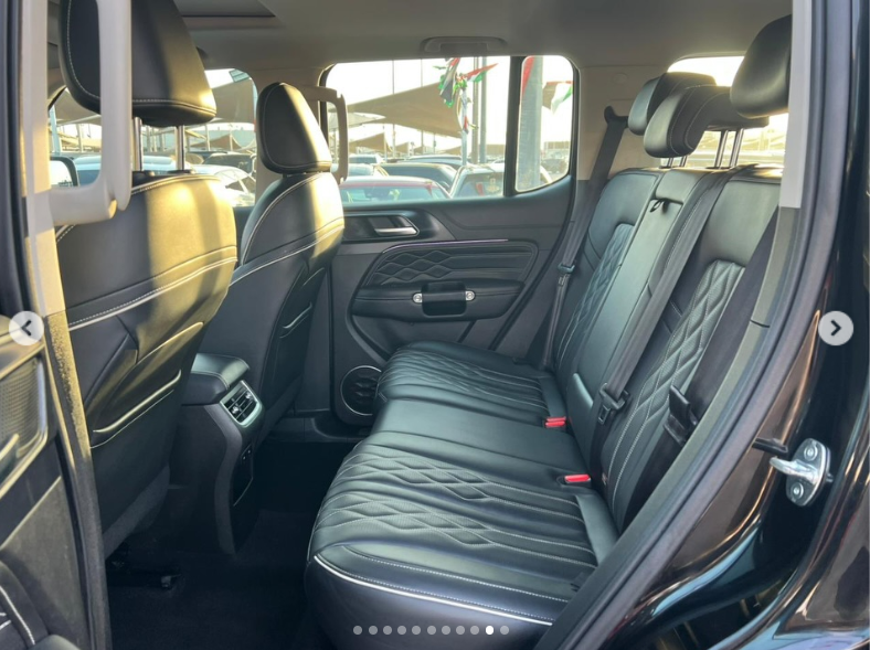 2023 GWM TANK 300 2.0 Litre Turbocharged 4-cylinder Petrol Engine Black SUV Full Option