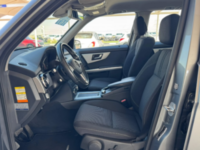 2015 Mercedes-Benz GLK350 3.5 Liters V6 Petrol Engine Grey Luxury SUV Excellent Condition