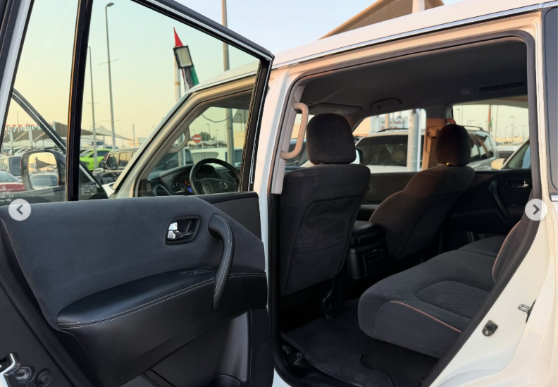 2019 Nissan Patrol SE 4.0 Liters V6 Petrol Engine White Grey SUV GCC Specs Automatic