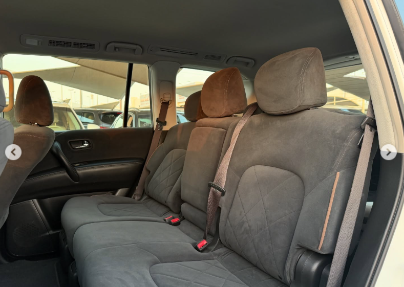 2019 Nissan Patrol SE 4.0 Liters V6 Petrol Engine White Grey SUV GCC Specs Automatic