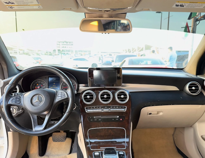 2018 Mercedes-Benz GLC 300 2.0L inline-4 turbo Petrol Engine White Beige SUV American Specs