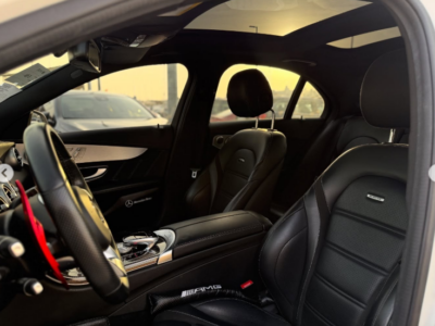 2017 Mercedes-AMG C63S 4.0 Liter V8 twin-turbocharged Engine White Black Sedan