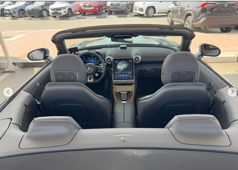 2023 Mercedes-Benz SL 63 AMG 4.0-liter twin-turbocharged V8 Petrol Engine Grey Convertible