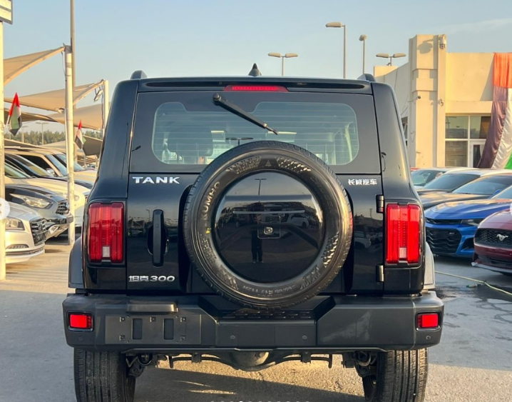 2023 GWM TANK 300 2.0 Litre Turbocharged 4-cylinder Petrol Engine Black SUV Full Option
