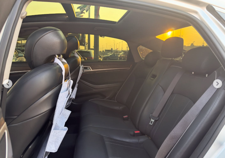 2015 Hyundai Genesis G80 5.0L Tau V8 GDi Engine Silver Black Luxury Sedan RWD