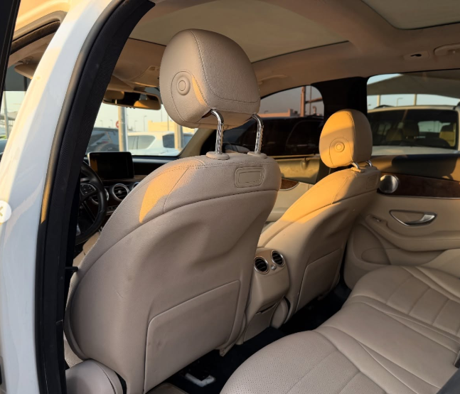 2018 Mercedes-Benz GLC 300 2.0L inline-4 turbo Petrol Engine White Beige SUV American Specs