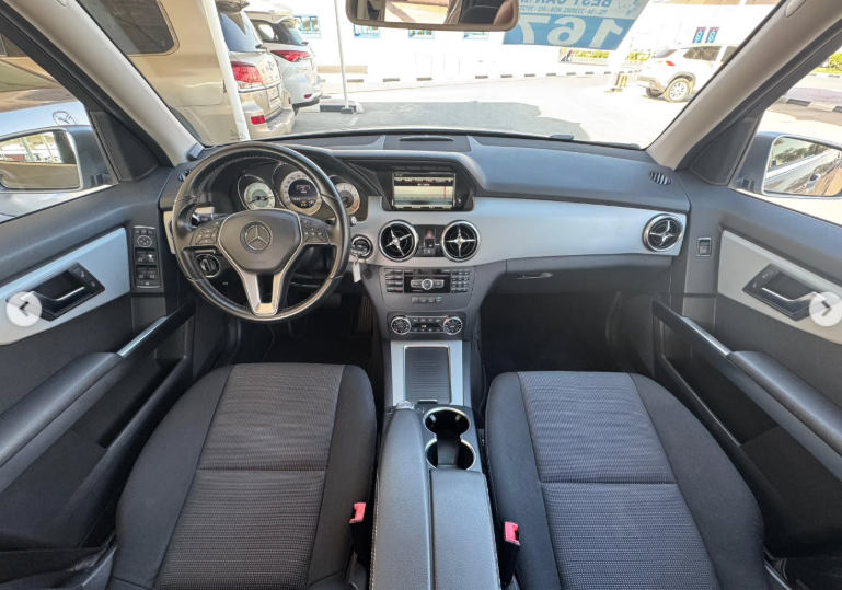 2015 Mercedes-Benz GLK350 3.5 Liters V6 Petrol Engine Grey Luxury SUV Excellent Condition