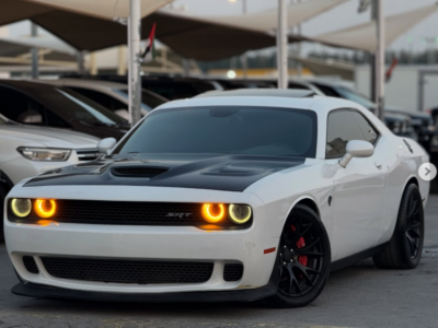 2016 Dodge Challenger SRT Hellcat 6.2 Liter V8 Supercharged HEMI White Red Coupe GCC