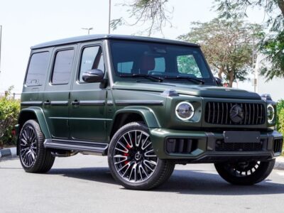 2025 Mercedes-Benz G 63 AMG 4.0-liter V8 twin-turbo Petrol Engine Green Red SUV