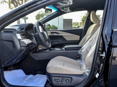 2025 Toyota Camry 2.5L In-line 4-cylinder Petrol Engine Black Beige Sedan GCC Specs