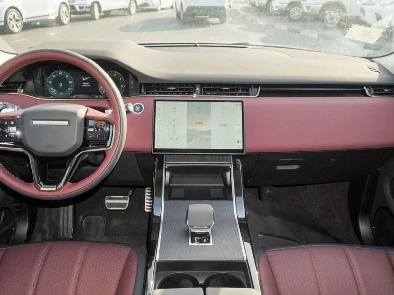 2024 Land Rover Range Rover Evoque P250 Dynamic SE 2.0 L 4 Cylinders Silver Maroon SUV