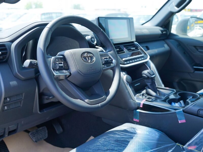 2026 Toyota Land Cruiser 3.5 Litres twin-turbo V6 Petrol Engine White Black SUV GCC