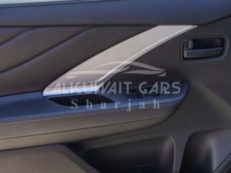 2024 Mitsubishi Xpander Cross 1.5 Litres DOHC 4-cylinder Petrol Engine Grey Black Compact SUV