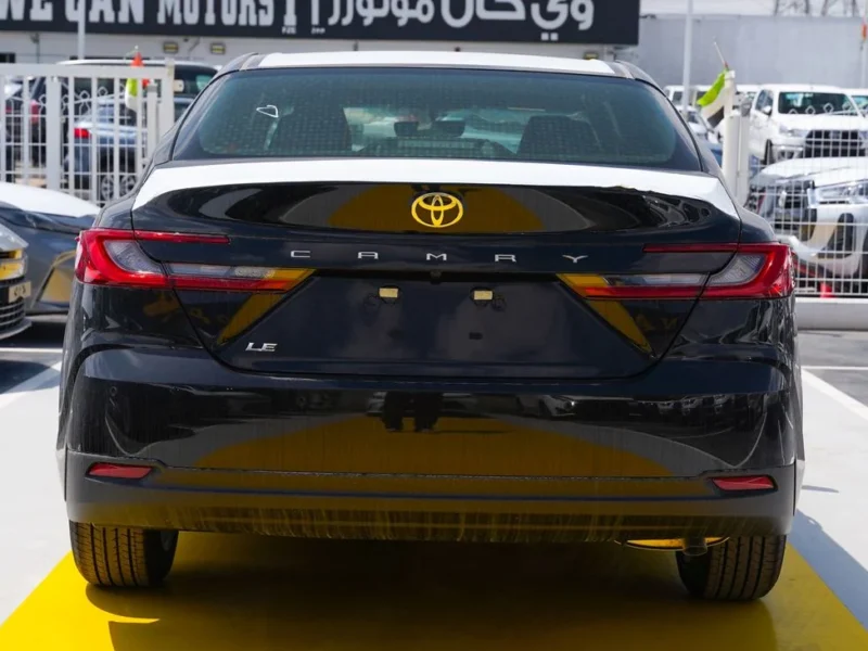 2026 Toyota Camry LE 2.5-liter 4-cylinder Petrol Engine Black Sedan GCC Specs