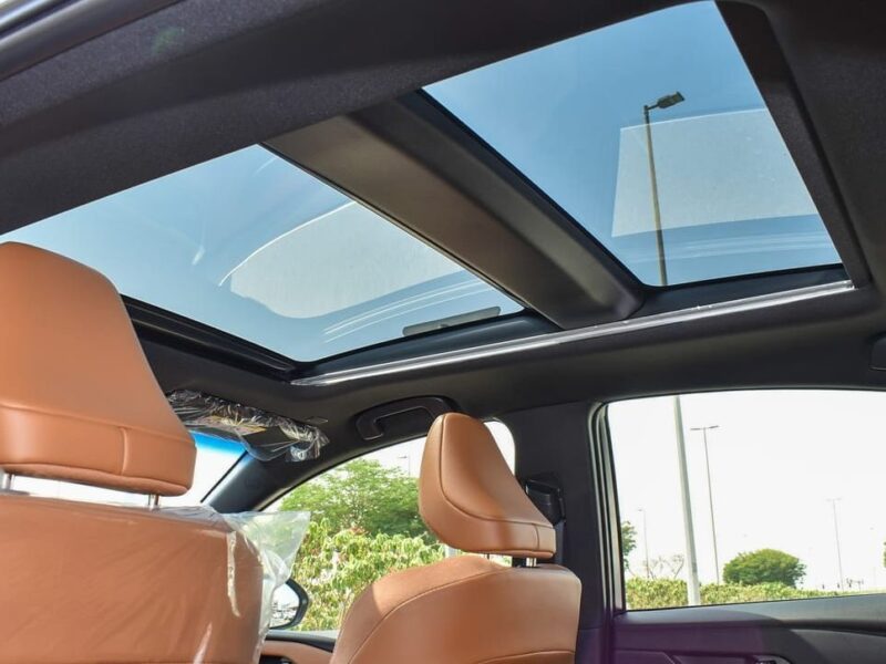 2025 Toyota Camry Grande 2.5L In-line 4-cylinder Petrol Engine Grey Tan Sedan GCC Specs