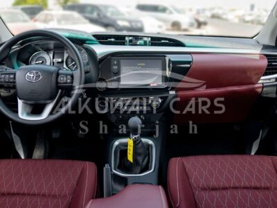 2023 Toyota Hilux Double Cab 2.7 Liters 4 Cylinders Petrol Engine White Red Pickup Truck Manual