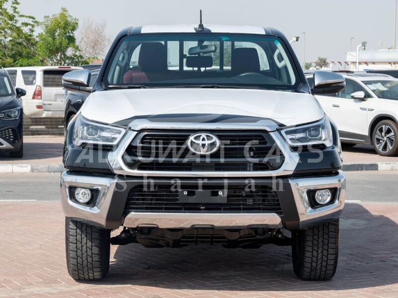 2023 Toyota Hilux Double Cab 2.7 Liters 4 Cylinders Petrol Engine Black Red Pickup Truck Manual