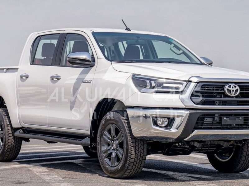 2023 Toyota Hilux Double Cab 2.7 Liters 4 Cylinders Petrol Engine White Red Pickup Truck Manual