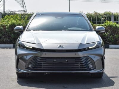 2025 Toyota Camry Grande 2.5L In-line 4-cylinder Petrol Engine Grey Tan Sedan GCC Specs
