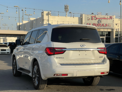 2019 Infiniti QX80 5.6 Liters naturally aspirated V8 Petrol Engine White Black SUV Automatic.
