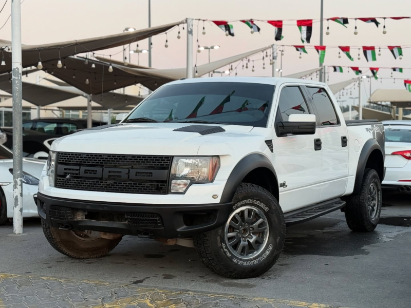 2011 Ford F-150 SVT Raptor 6.2 Liters V8 Petrol Engine White Black Pickup Truck Automatic