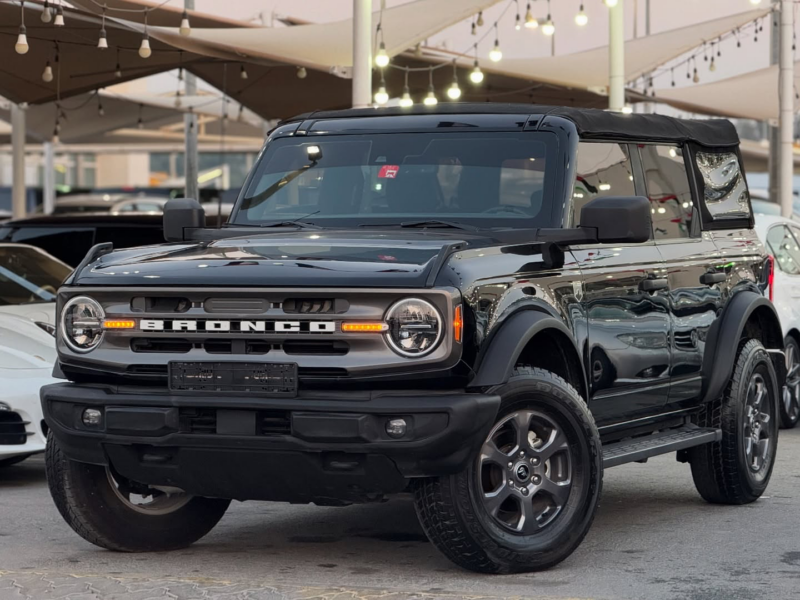 2022 Ford Bronco 2.3 Litres EcoBoost 4-cylinder Petrol Engine Black Grey SUV