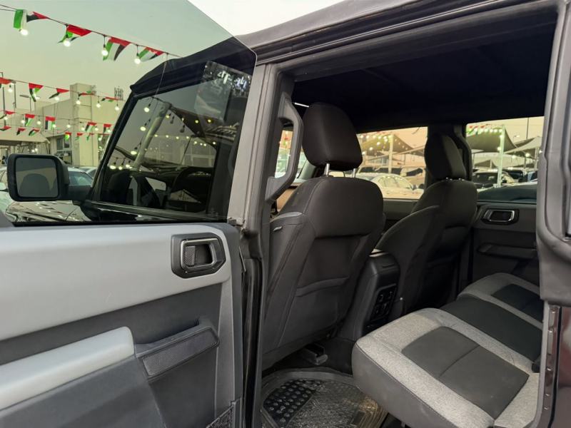 2022 Ford Bronco 2.3 Litres EcoBoost 4-cylinder Petrol Engine Black Grey SUV