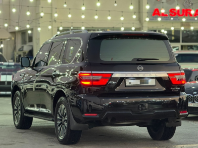2015 Nissan Patrol Platinum 5.6-liter V8 Petrol Engine Black Tan SUV GCC Specs