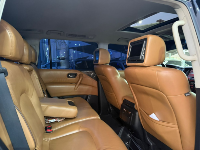 2015 Nissan Patrol Platinum 5.6-liter V8 Petrol Engine Black Tan SUV GCC Specs