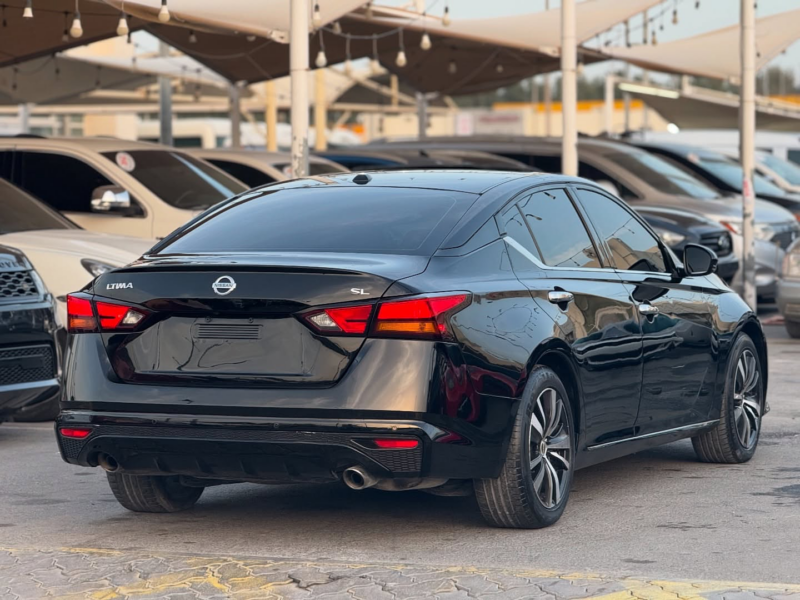 2020 Nissan Altima 2.5L DOHC 16-Valve 4-Cylinder Petrol Engine Black Sedan FWD