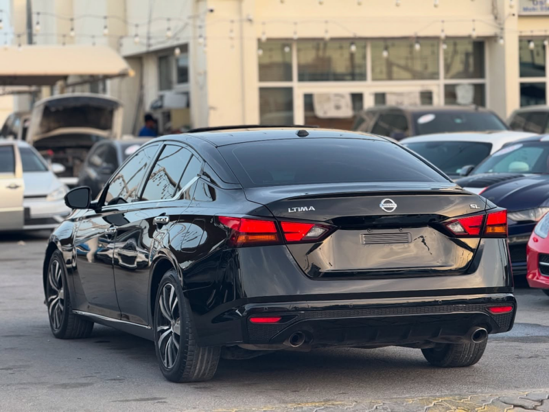 2020 Nissan Altima 2.5L DOHC 16-Valve 4-Cylinder Petrol Engine Black Sedan FWD