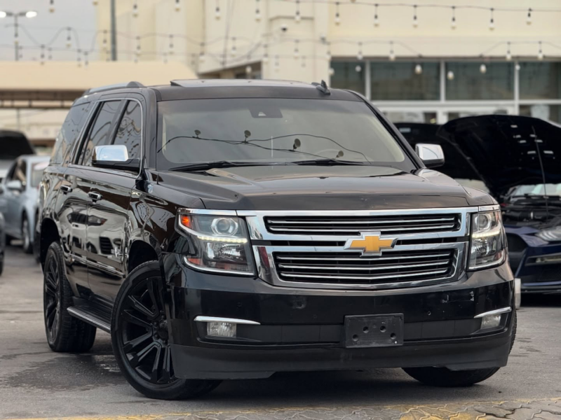 2015 Chevrolet Tahoe LTZ 5.3 Liters 8 Cylinders Petrol Engine Black Brown SUV