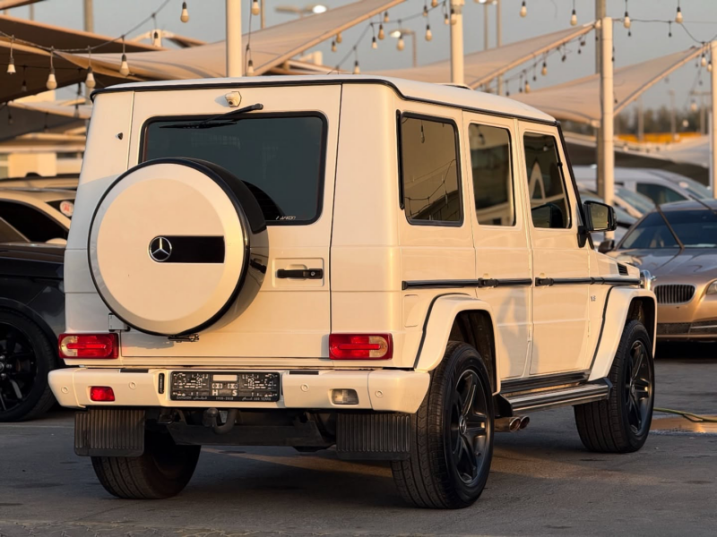 2018 Mercedes-Benz G500 4.0 Litres V8 twin-turbo Petrol Engine White Brown SUV