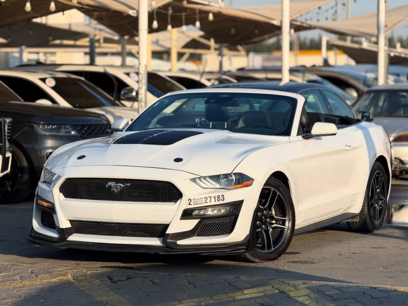 2022 Ford Mustang EcoBoost 2.3 Liters 4-cylinder Petrol Engine White Black Convertible