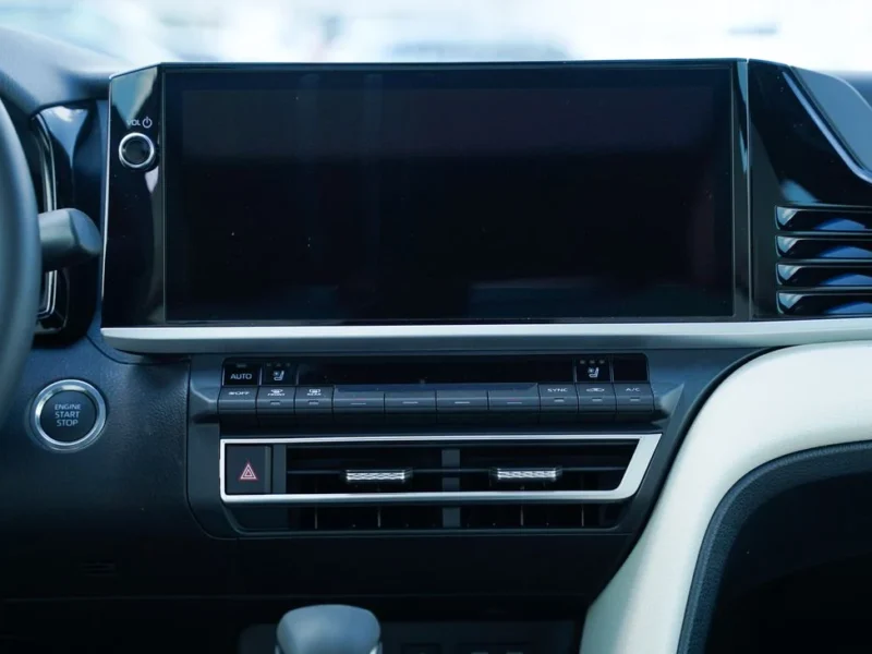 2026 Toyota Camry GLE 2.5-liter 4-cylinder Petrol Engine Black Beige Sedan GCC Specs