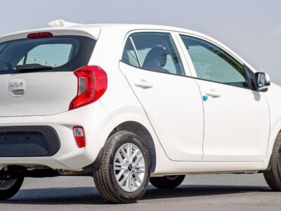 2023 Kia Picanto 1.2 Litres 4-cylinder Petrol Engine White Black Hatchback Automatic