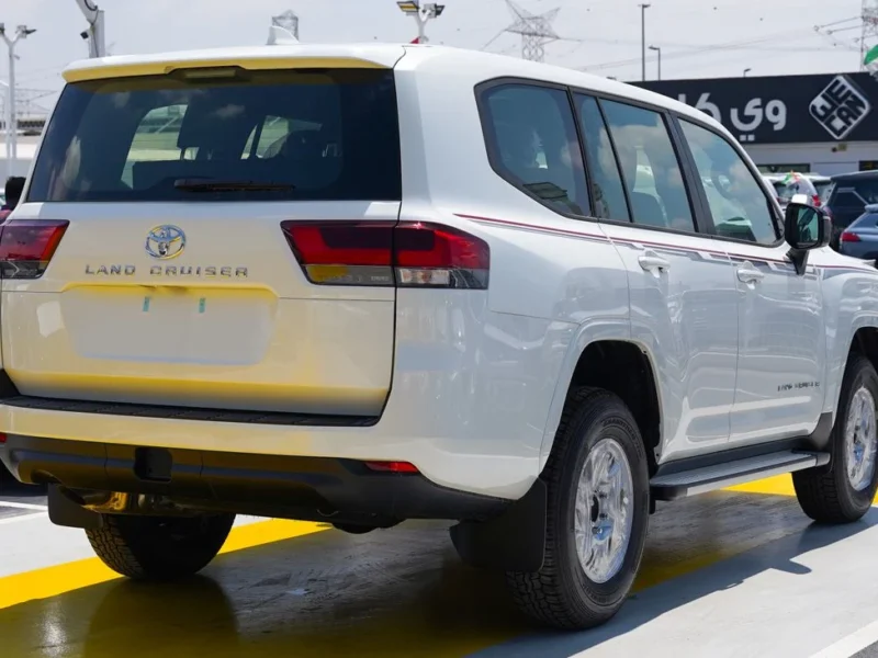 2026 Toyota Land Cruiser 3.5 Litres twin-turbo V6 Petrol Engine White Black SUV GCC
