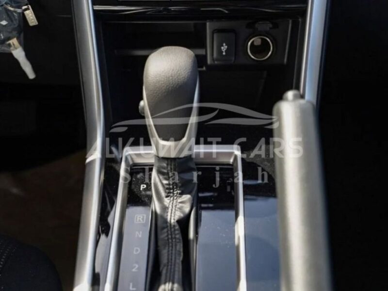 2024 Mitsubishi Xpander Cross 1.5 Litres DOHC 4-cylinder Petrol Engine Grey Black Compact SUV