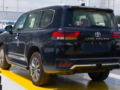 2026 Toyota Land Cruiser GXR 3.5 Litres V6 Twin-Turbocharged Petrol Engine Black Beige SUV