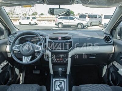 2023 Toyota Rush 1.5-liter, 4-Cylinder, 16-valve DOHC with Dual VVT-i Black SUV