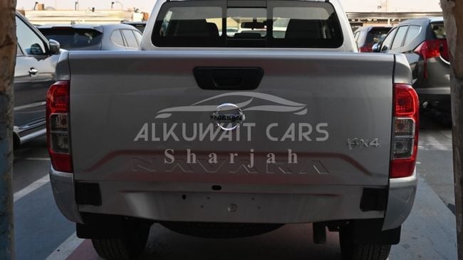 2023 Nissan Navara 2.5 Diesel XE 4x4 MT DC Plus 2.5 Liters 4 Cylinders Diesel Engine Silver Black