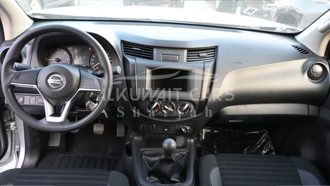 2023 Nissan Navara 2.5 Diesel XE 4x4 MT DC Plus 2.5 Liters 4 Cylinders Diesel Engine Silver Black