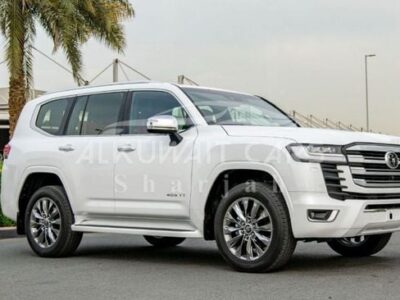 2025 Toyota Land Cruiser LC300 VXR 3.5 Liters 6 Cylinder Petrol Engine White Red SUV