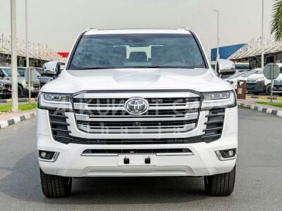 2025 Toyota Land Cruiser LC300 VXR 3.5 Liters 6 Cylinder Petrol Engine White Red SUV