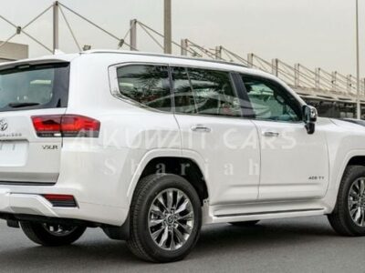 2025 Toyota Land Cruiser LC300 VXR 3.5 Liters 6 Cylinder Petrol Engine White Red SUV