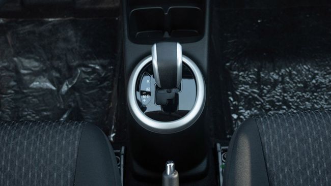 2023 Suzuki Celerio GL 1.0 Litres 3 Cylinders Petrol Engine Silver Black Hatchback