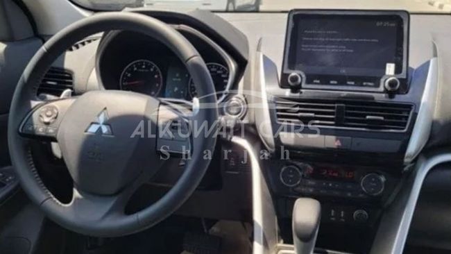 2024 Mitsubishi Eclipse Cross 1.5L Turbocharged 4-cylinder Petrol Engine White Black SUV