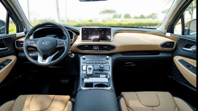 2023 Hyundai Santa Fe 2.5L MPI 4 Cylinder Petrol Engine Grey Tan SUV