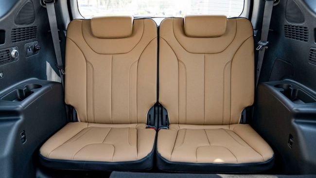 2023 Hyundai Santa Fe 2.5L MPI 4 Cylinder Petrol Engine Grey Tan SUV